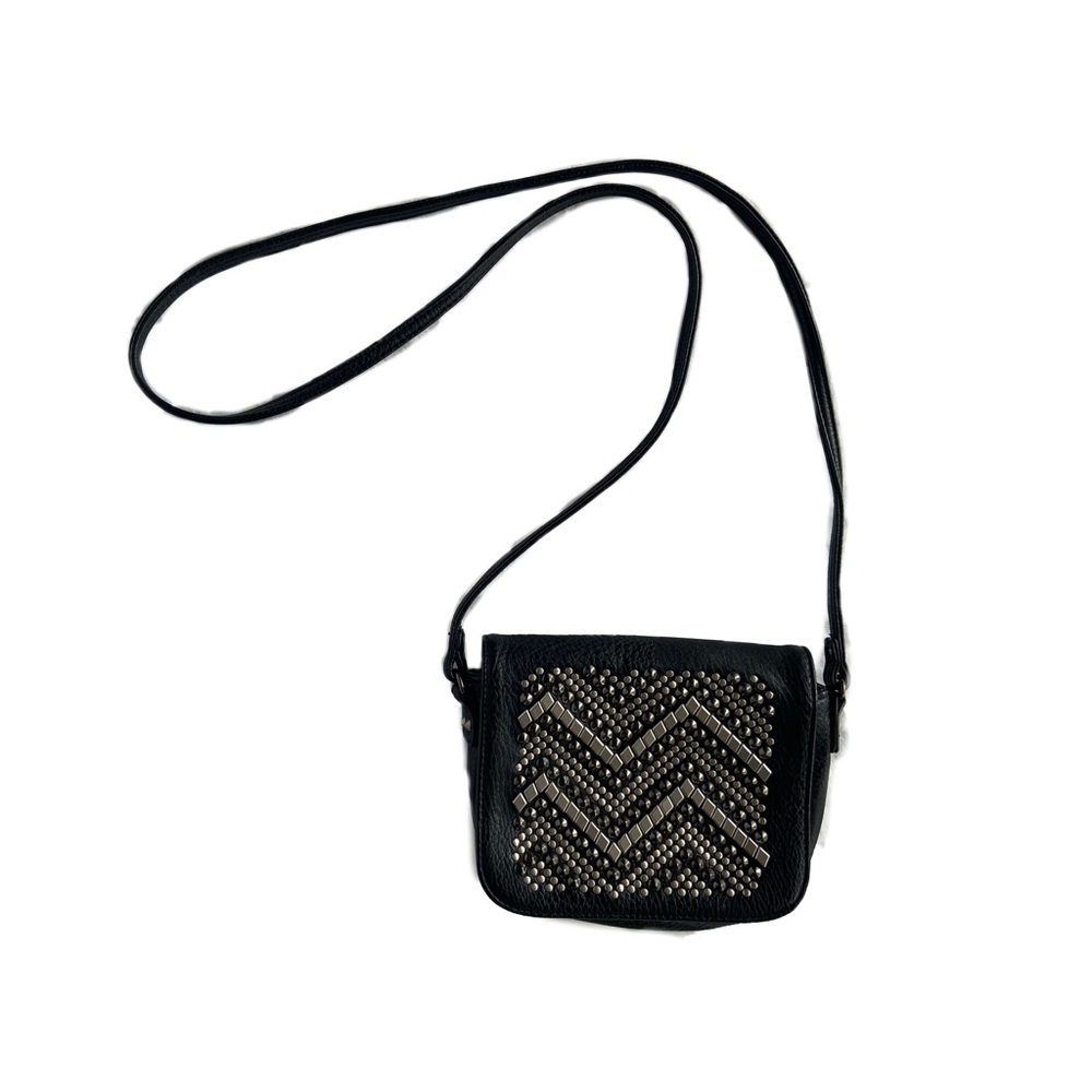 Black urban outfitters bag